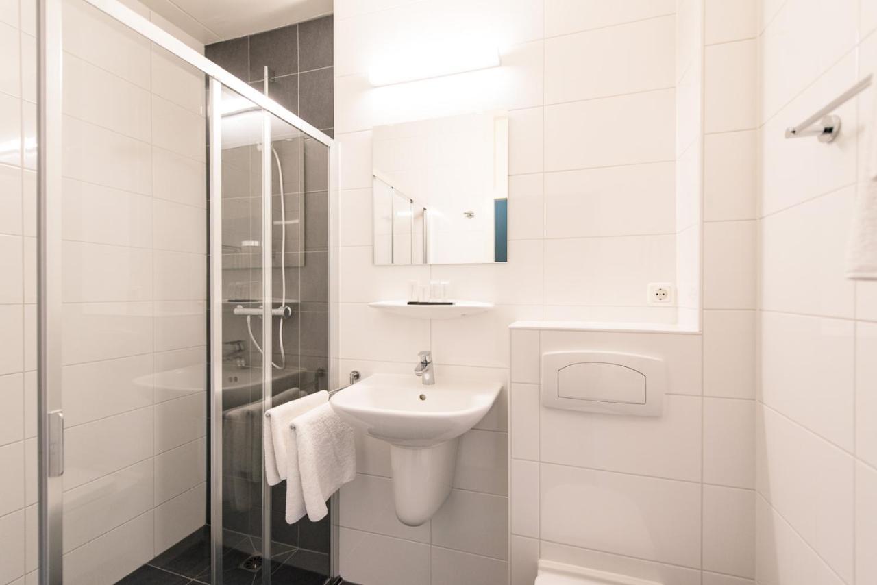 Hotel Hofker نيس المظهر الخارجي الصورة